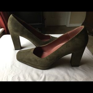 Ladies Olive Green Suede Heels